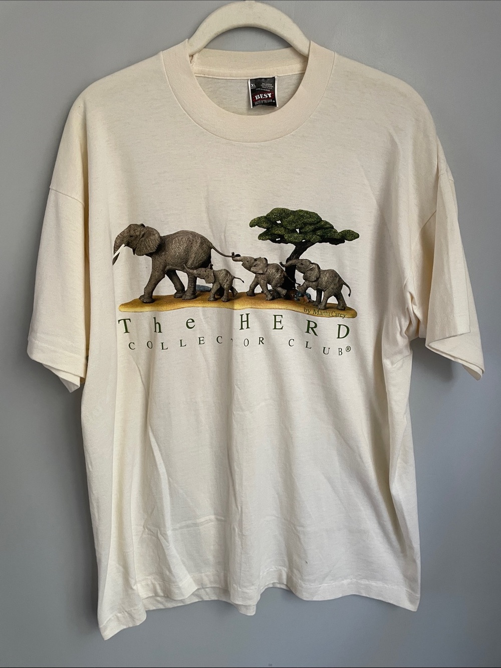 BEST Fruit of the Loom Short Sleeve Cotton Blend Graphic Tee by Martha Carey XL